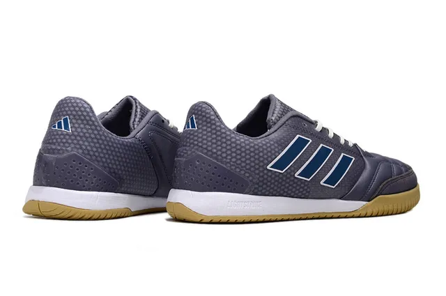 Adidas Zapatos de fútbol indoor gris marino con capuchón acolchado y panel lateral de tres rayas 3