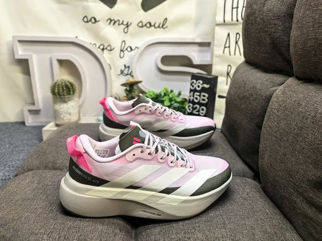Adidas Gris Rose Léger Upper Maille-Synthétique Mousse Sculptée Épaissie Semelle du Milieu Sneakers Lifestyle 11
