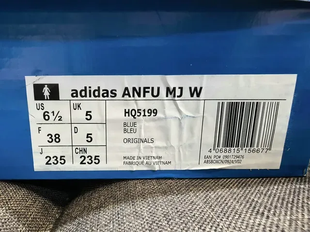 Adidas Gray White Low-Top Metallic Silver Upper Lifestyle Sneakers 2