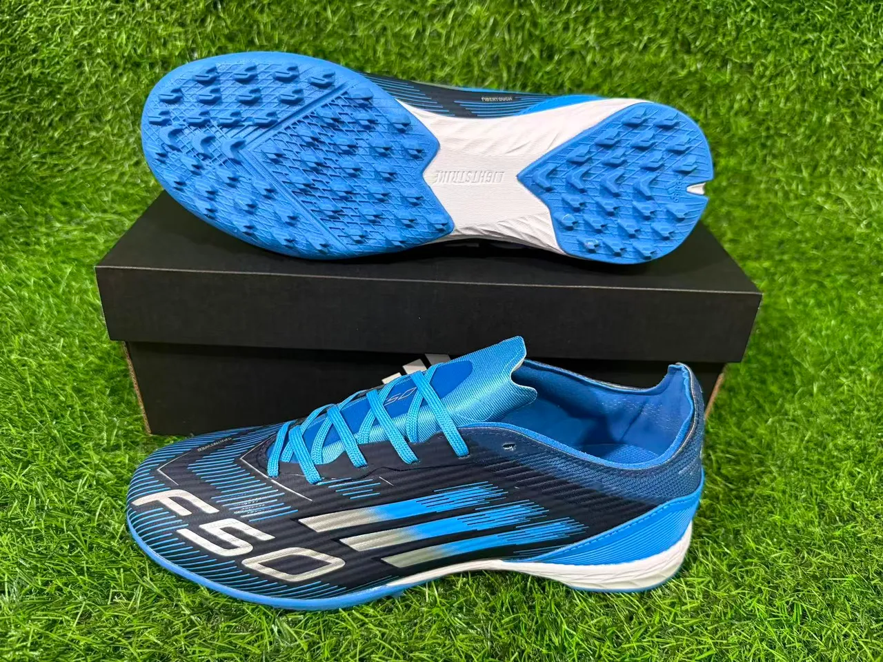 Adidas Azul Marino Bajo Superior Sintético Gráficos Dinámicos Línea de Velocidad Césped Artificial Zapatos de Fútbol 14
