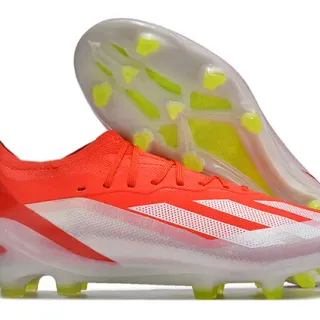 Adidas Chaussures de foot orange blanc à talons bas avec laçage asymétrique en matière de chaussette pour terrain ferme