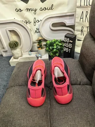 Adidas Tênis Lifestyle com Upper de Knit Rosa Preto, Sola Intermediária Esculpida 8