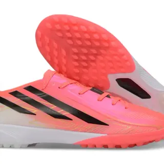 Adidas Tênis de Futebol Turf com Upper Rosa Preto Gradiente Neon e Três Faixas