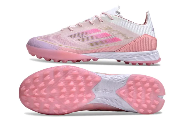 Adidas 粉白低帮合成鞋面纹理叠加人造草坪足球鞋 6