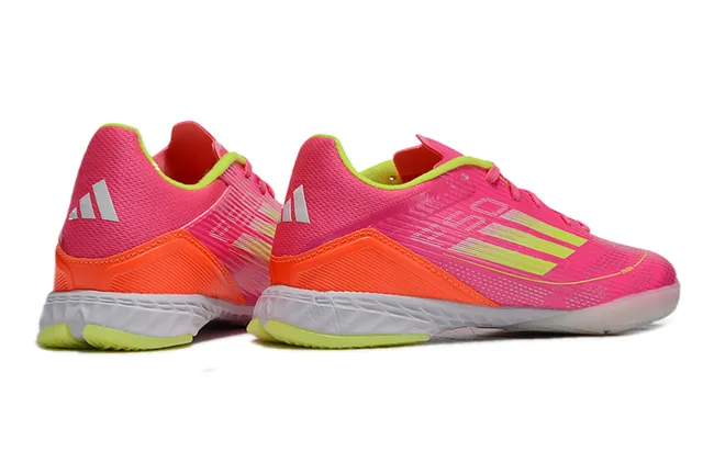 Adidas গোলাপি হলুদ নিম্ন-কাট সিন্থেটিক আপার টেক্সচার্ড রিবড ফোরফুট ইন্ডোর সকার শুজ 5
