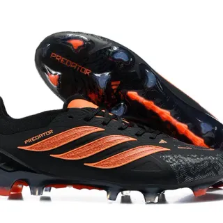 Adidas Predator Chaussures de football noires oranges de coupe basse botte supérieure avec overlay de cage TPU sol ferme