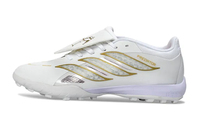Adidas Predator श्वेत स्वर्ण लाल टर्फ फुटबॉल जूते 7