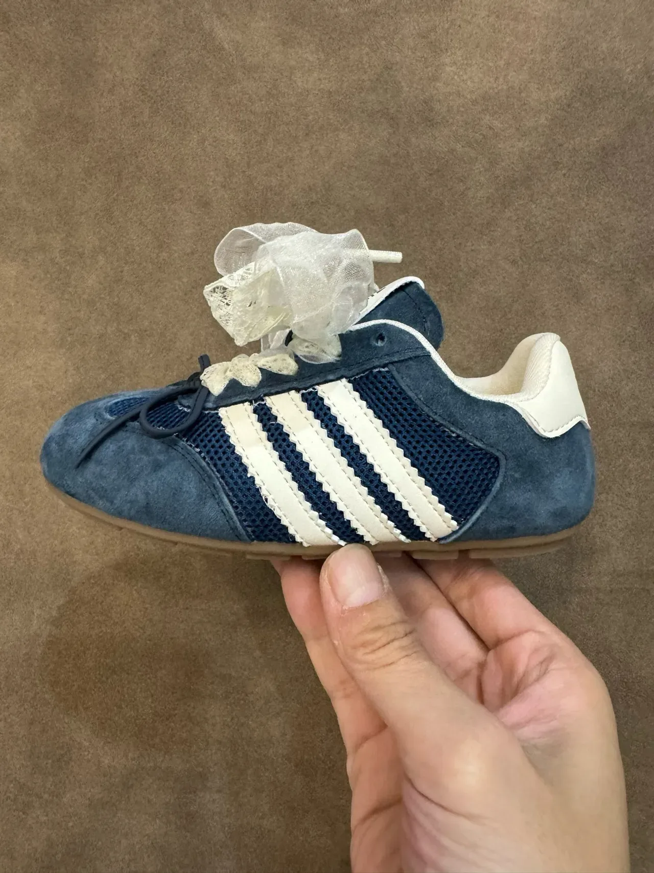 Adidas Red White Suede And Mesh Upper Three-Stripe Side Panel Lifestyle Sneakers 23