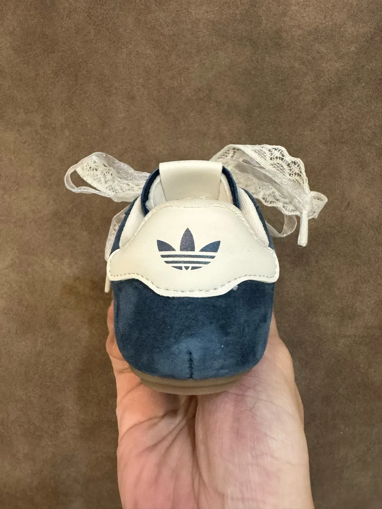 Adidas Red White Suede And Mesh Upper Three-Stripe Side Panel Lifestyle Sneakers 24
