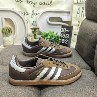 Adidas Samba أحذية رياضية بني وأبيض أسلوب حياة