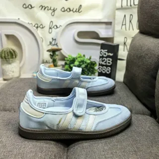 Adidas Samba حذاء رياضي أزرق فاتح من جلد الغزال بدون أربطة أسلوب حياة