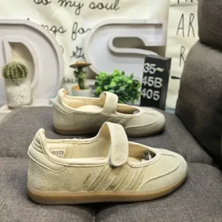 Adidas Samba OG 米色麂皮生活方式运动鞋