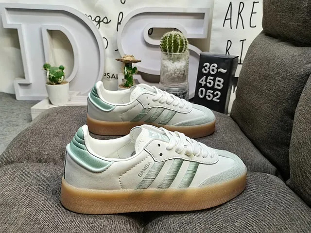 Adidas Samba أبيض وأخضر نعناع أحذية رياضية أسلوب حياة 2