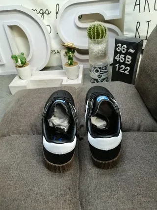 Adidas Samba أحذية أسلوب حياة أبيض أسود جيل 18