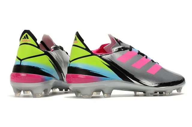 Adidas রূপালী বহুরঙা ধাতব কৃত্রিম উপরের উজ্জ্বল ব্রাশস্ট্রোক গ্রাফিক্স ফার্ম-গ্রাউন্ড ফুটবল জুতো 19