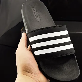 Adidas Slide Negro Blanco Suela Molded EVA Correa de Tres Rayas Chanclas