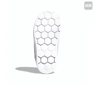 Adidas Superstar 黑白生活方式运动鞋 10