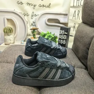 Adidas Superstar أحذية رياضية أسود سويد-ليك لنمط الحياة