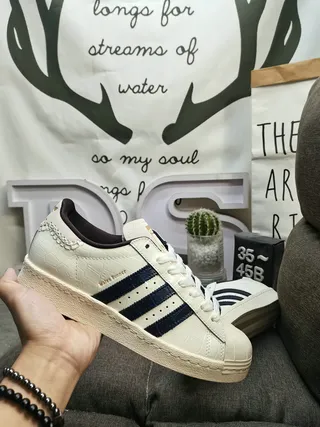 Adidas Superstar 鳄鱼压纹皮革海军条纹生活方式运动鞋 5