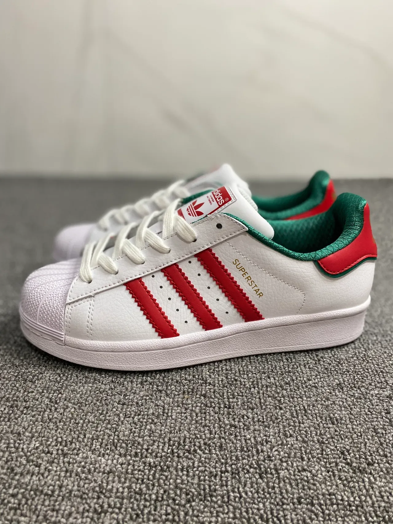 Adidas Superstar Blanc Rouge Vert Chaussures Lifestyle 2