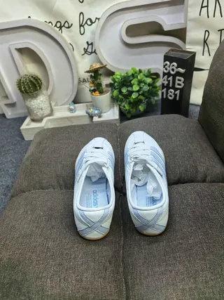 Adidas Tokyo সাদা এবং হালকা নীল চামড়া লাইফস্টাইল স্নিকার্স 8