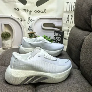Adidas أبيض أسود منسوج علوي Oversized Sculpted Midsole Chunky Sneakers