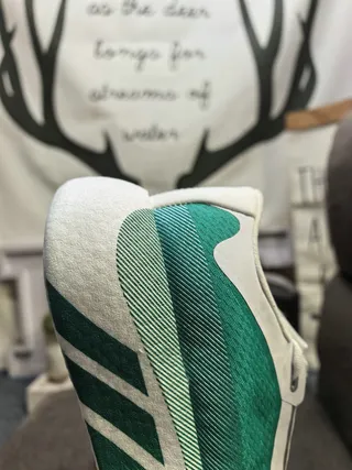 Adidas Sneakers Lifestyle Blanc et Vert avec Upper en Tricot Semicouche de Mousse Sculptée 3