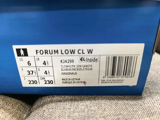 Adidas Chaussures Lifestyle Blanc Navy Basses Texturées Embossées Quart 12
