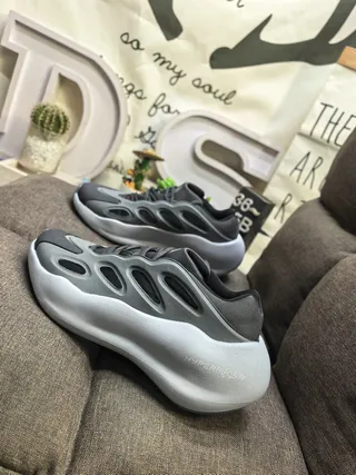 Adidas Yeezy Foam Runner Gray-Black Chunky Sneakers 7
