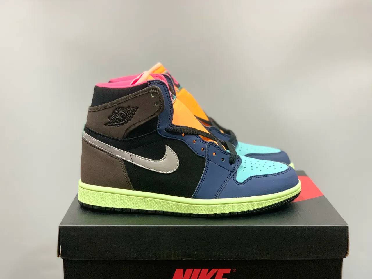 Air Jordan 1 High 多色篮球鞋 1