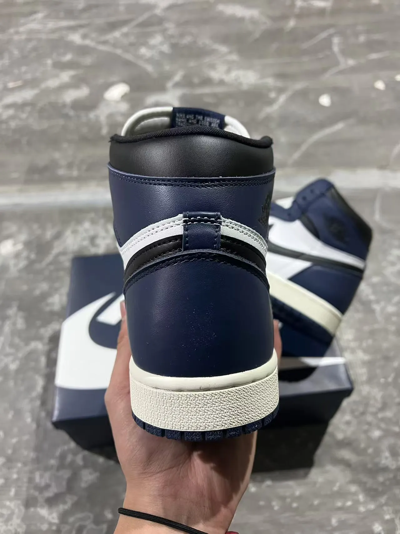 Air Jordan 1 নেভি সাদা কালো বাস্কেটবল জুতো 8