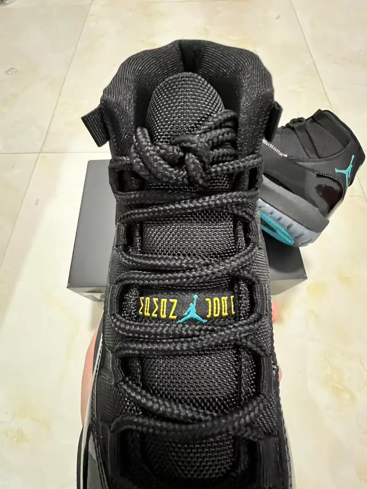 Air Jordan 11 Black Turquoise Basketball Shoes 4