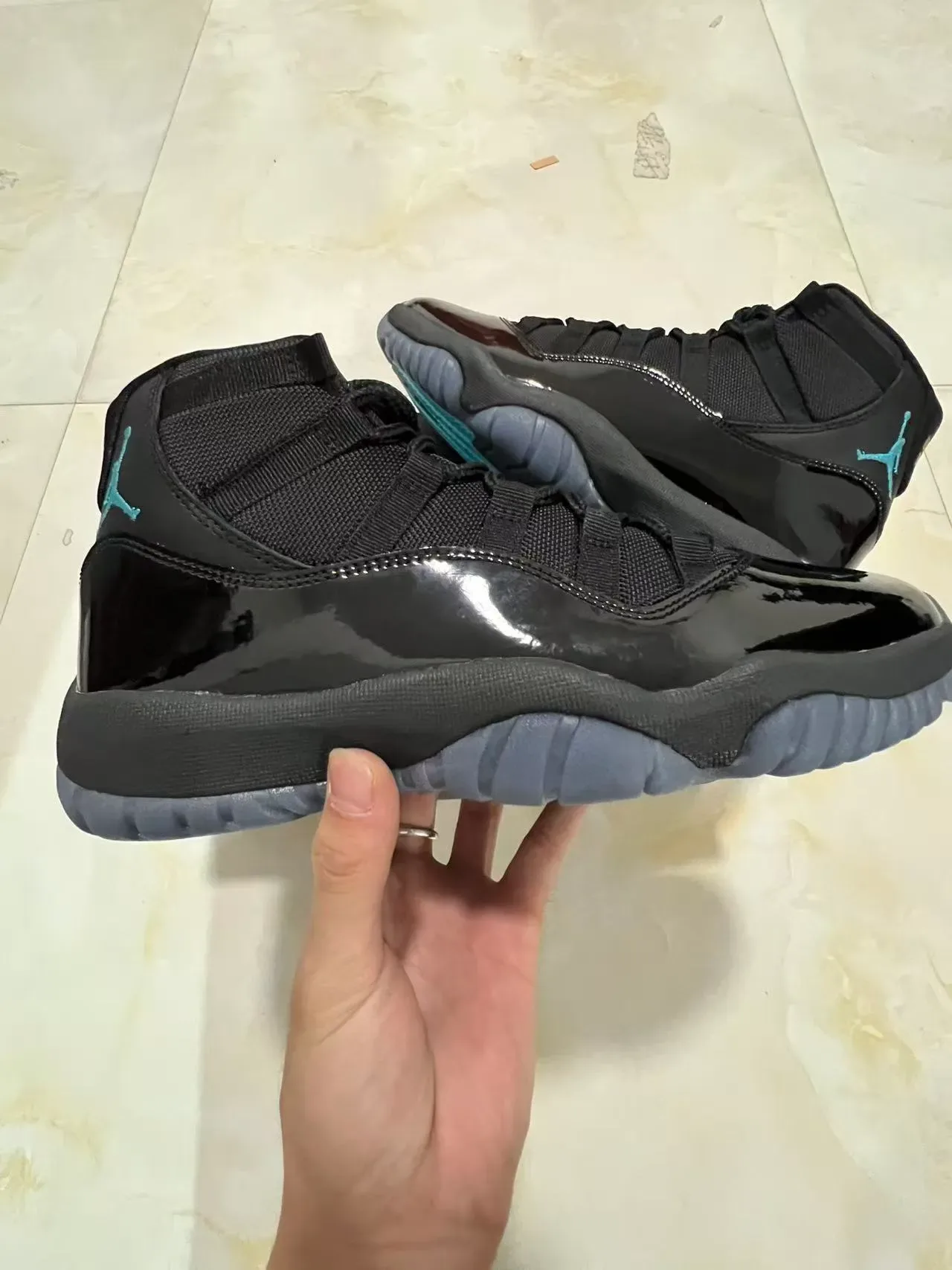 Air Jordan 11 Black Turquoise Basketball Shoes 7