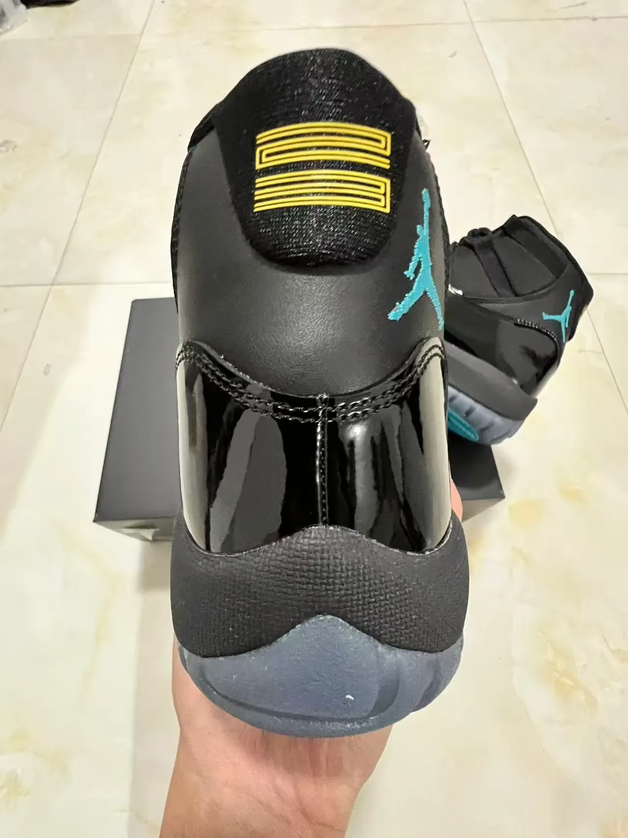 Air Jordan 11 Black Turquoise Basketball Shoes 8