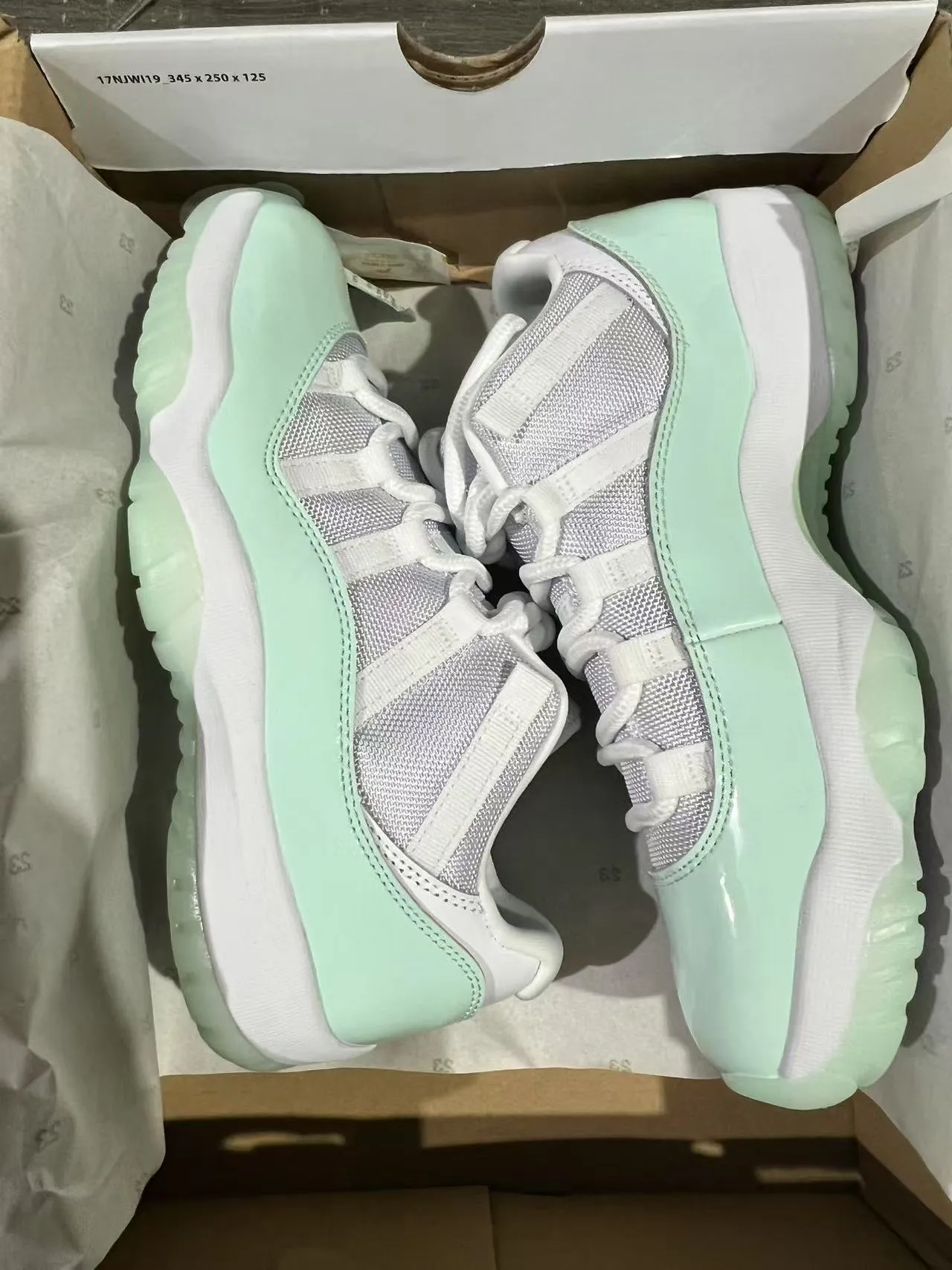 Air Jordan 11 Mint Green Patent Leather Basketball Shoes 9