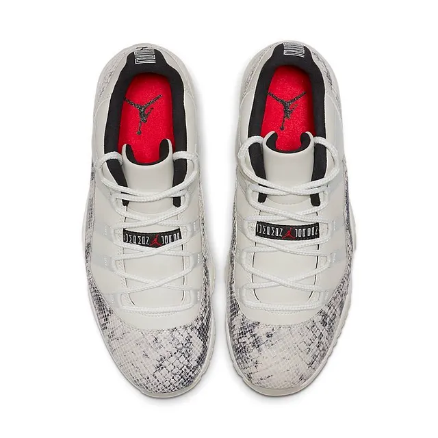 حذاء كرة السلة منخفض الرقبة Air Jordan 11 بنمط جلد الثعبان 4