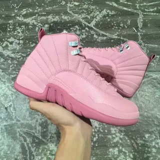 Tênis de basquete Air Jordan 12 rosa monocromático