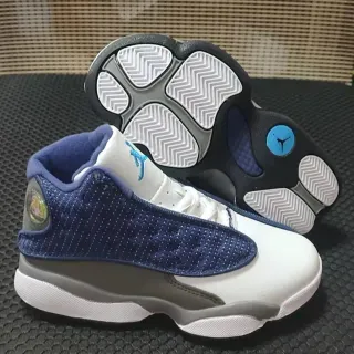 Tênis de basquete Air Jordan 13 azul-marinho, branco e azul