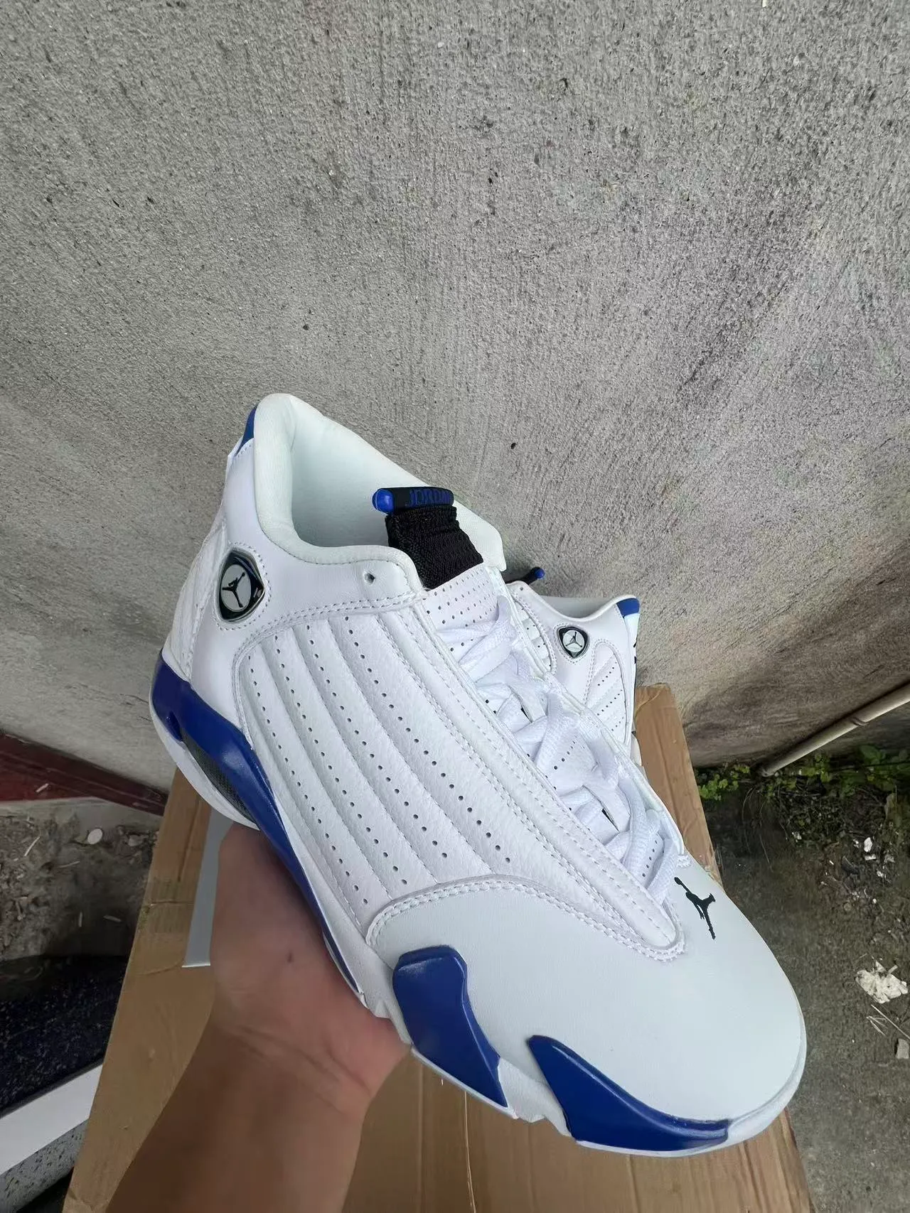 Zapatillas de baloncesto Air Jordan 14 blanco y azul real 2