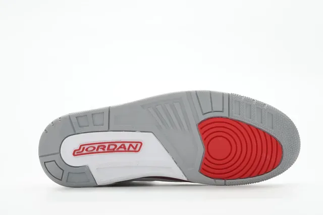 Air Jordan 3 白水泥红篮球鞋 8