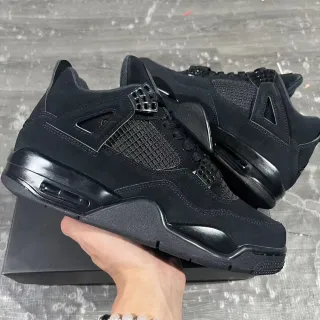 Air Jordan 4 全黑篮球鞋