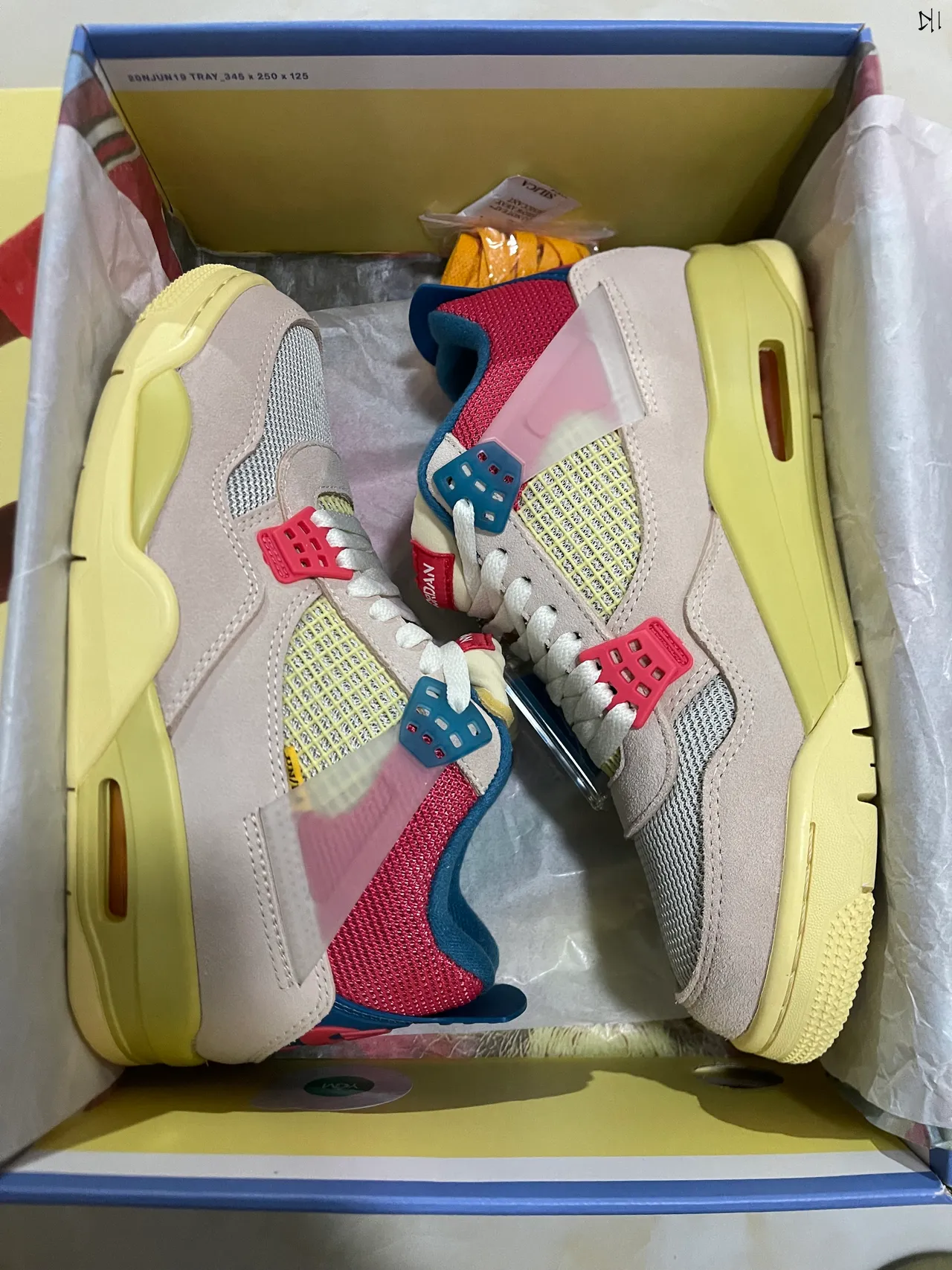 Air Jordan 4 Beige Yellow Red Blue Basketball Shoes 7