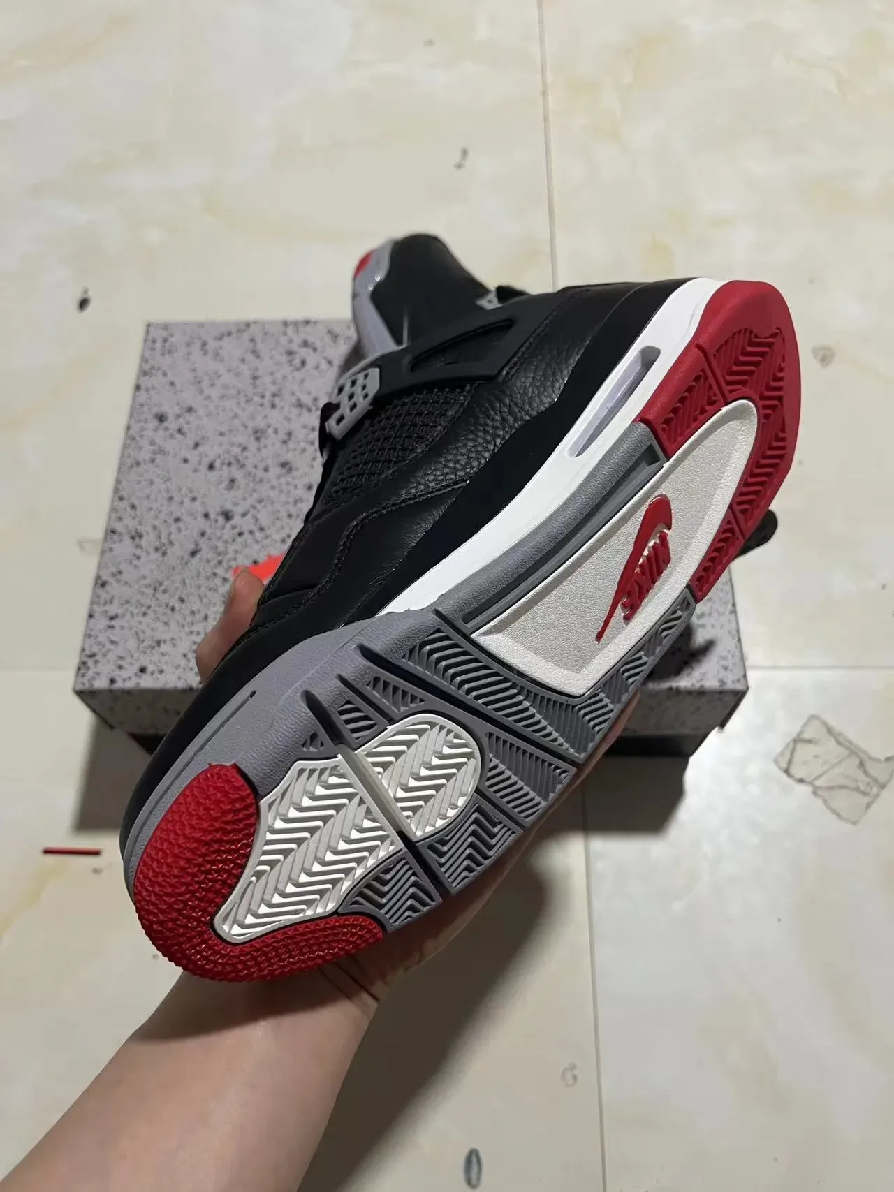Air Jordan 4 أسود أحمر رمادي أحذية كرة السلة 6