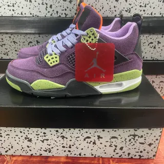 Tênis de basquete Air Jordan 4 roxo e verde-limão salpicado