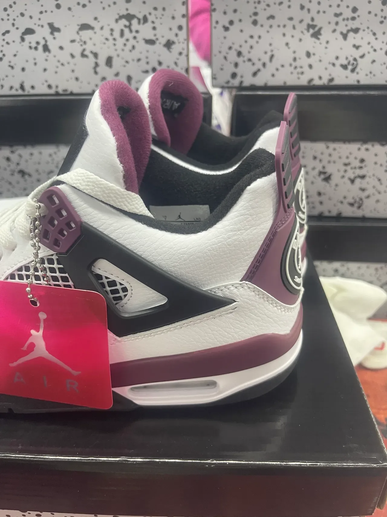 Air Jordan 4 সাদা বার্গান্ডি কালো বাস্কেটবল জুতো 7