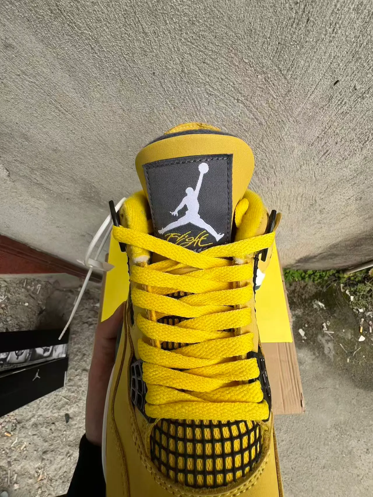 Tênis de basquete Air Jordan 4 amarelo cinza branco 4
