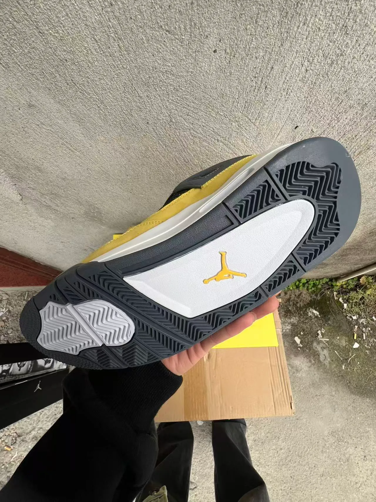 Tênis de basquete Air Jordan 4 amarelo cinza branco 6