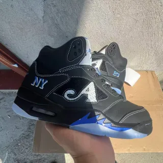 Tênis de basquete Air Jordan 5 preto e azul royal NY