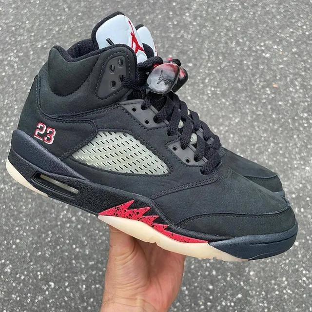 حذاء كرة السلة Air Jordan 5 GORE-TEX أسود وأحمر 8