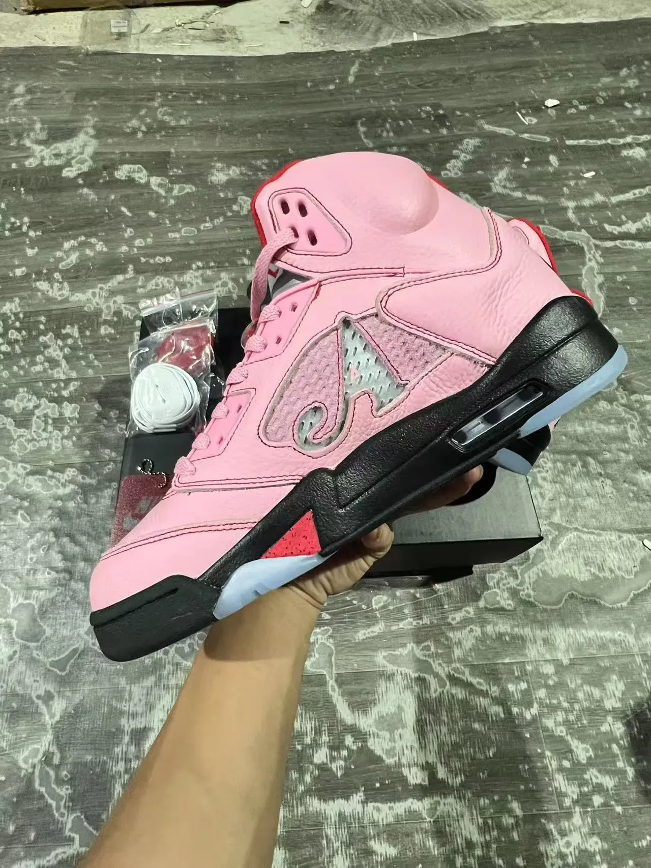 Air Jordan 5 Rose Noir Rouge NY 23 Chaussures de Basketball 5